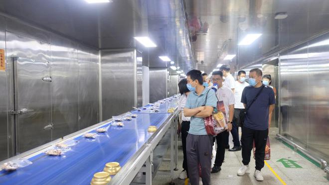 甌海區(qū)召開預(yù)制菜&ldquo;八進(jìn)&rdquo;系列活動(dòng)之預(yù)制菜進(jìn)校園推薦會(huì)